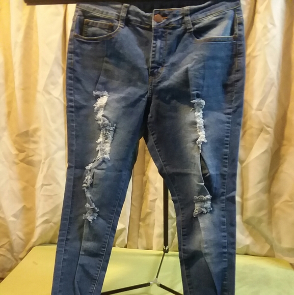 Blue Jeans by U W J 4 Women - Picture 1 of 7